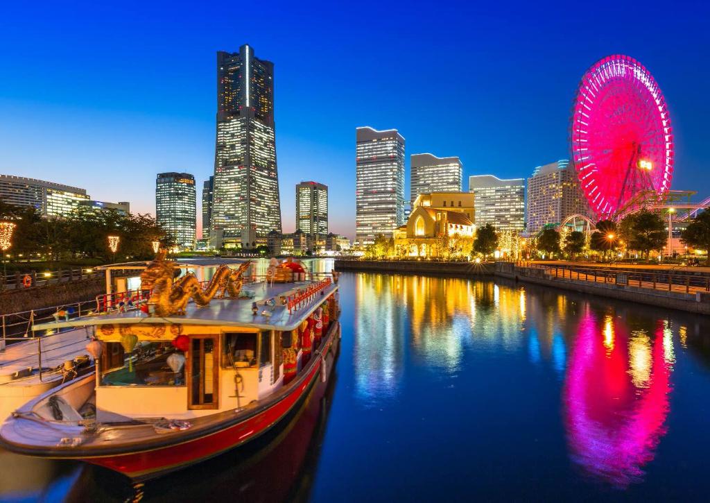 Yokohama bei Nacht