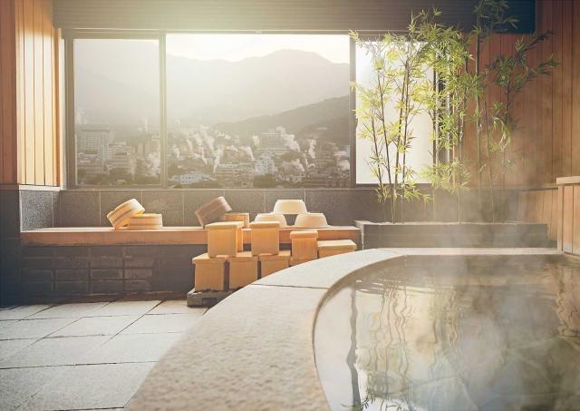 Onsen mit Blick auf Beppu