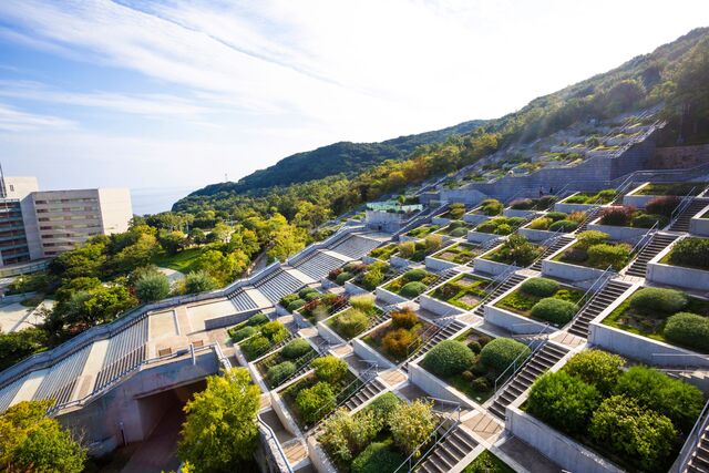 Hundertstufiger Garten von Awaji Yumebutai, Awaji 